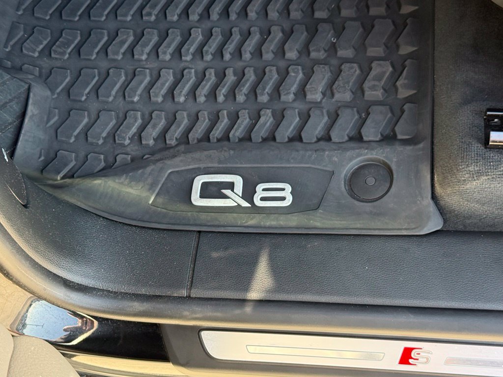 Used 2023 Audi Q8 Premium Plus AWD/4WD image 13