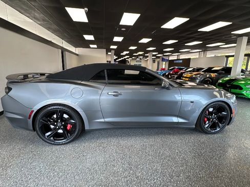 Used 2020 Chevrolet Camaro SS image 8