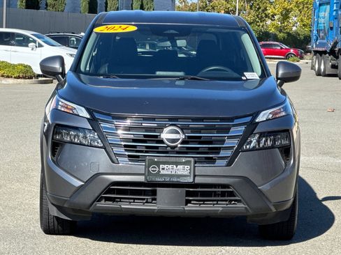 Certified 2024 Nissan Rogue SV image 9