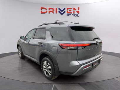 New 2026 Nissan Pathfinder SL