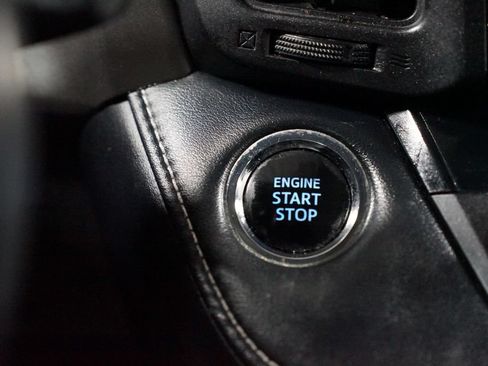 Used 2018 Toyota RAV4 XLE FWD image 20