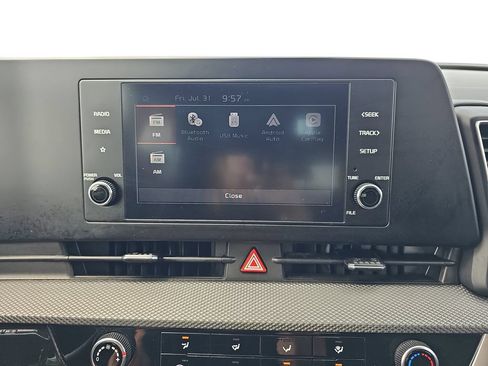 Used 2024 Kia Sportage LX FWD image 21