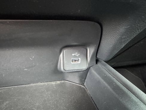 Certified 2023 Honda HR-V LX image 19