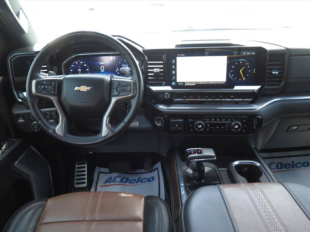 Used 2023 Chevrolet Silverado 1500 High Country AWD/4WD image 15