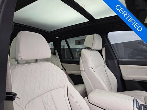 Certified 2024 BMW X5 sDrive40i w/ Premium Package RWD image 27