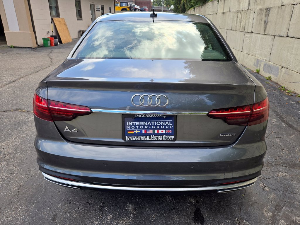 Used 2022 Audi A4 2.0T Premium Plus w/ Premium Plus Package AWD/4WD image 33