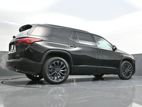 Used 2023 Chevrolet Traverse RS w/ LPO, Floor Liner Package image 49