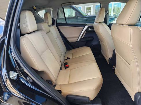 Used 2014 Toyota RAV4 Limited w/ Technology Package image 17