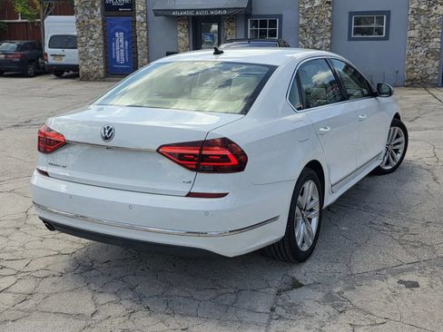 Used 2017 Volkswagen Passat 1.8T SE FWD image 8
