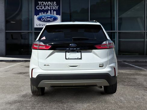 Used 2024 Ford Edge SEL w/ Convenience Package AWD/4WD image 4