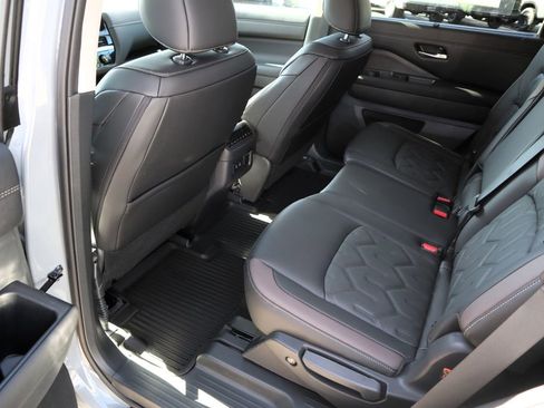 New 2026 Nissan Pathfinder Platinum w/ Cargo Package image 11