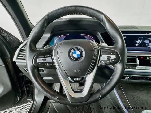 Used 2022 BMW X5 xDrive40i w/ Premium Package AWD/4WD image 11