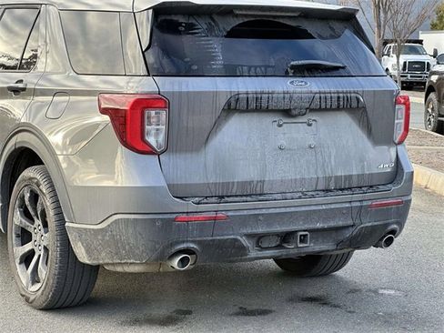 Used 2024 Ford Explorer ST-Line w/ Class IV Trailer Tow Package image 4