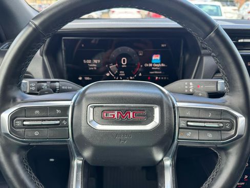 Used 2026 GMC Terrain Elevation w/ Elevation Premium Package FWD image 18