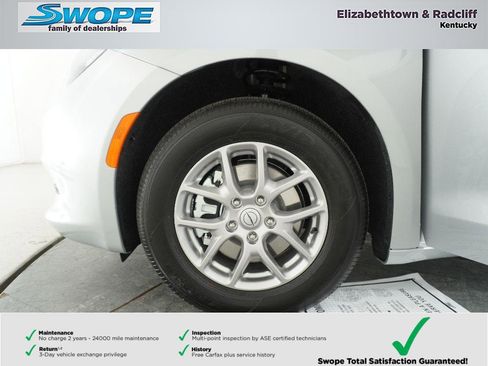 New 2026 Chrysler Voyager LX image 24