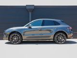 Certified 2024 Porsche Macan image 2