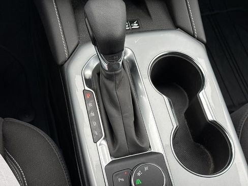 Used 2024 Chevrolet Blazer LT w/ Convenience Package image 16