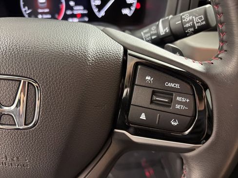 Used 2025 Honda Odyssey Sport-L image 31