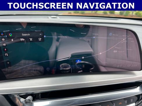 Used 2025 Cadillac Lyriq Luxury RWD image 3
