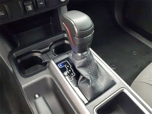 Used 2021 Toyota Tacoma SR5 image 32