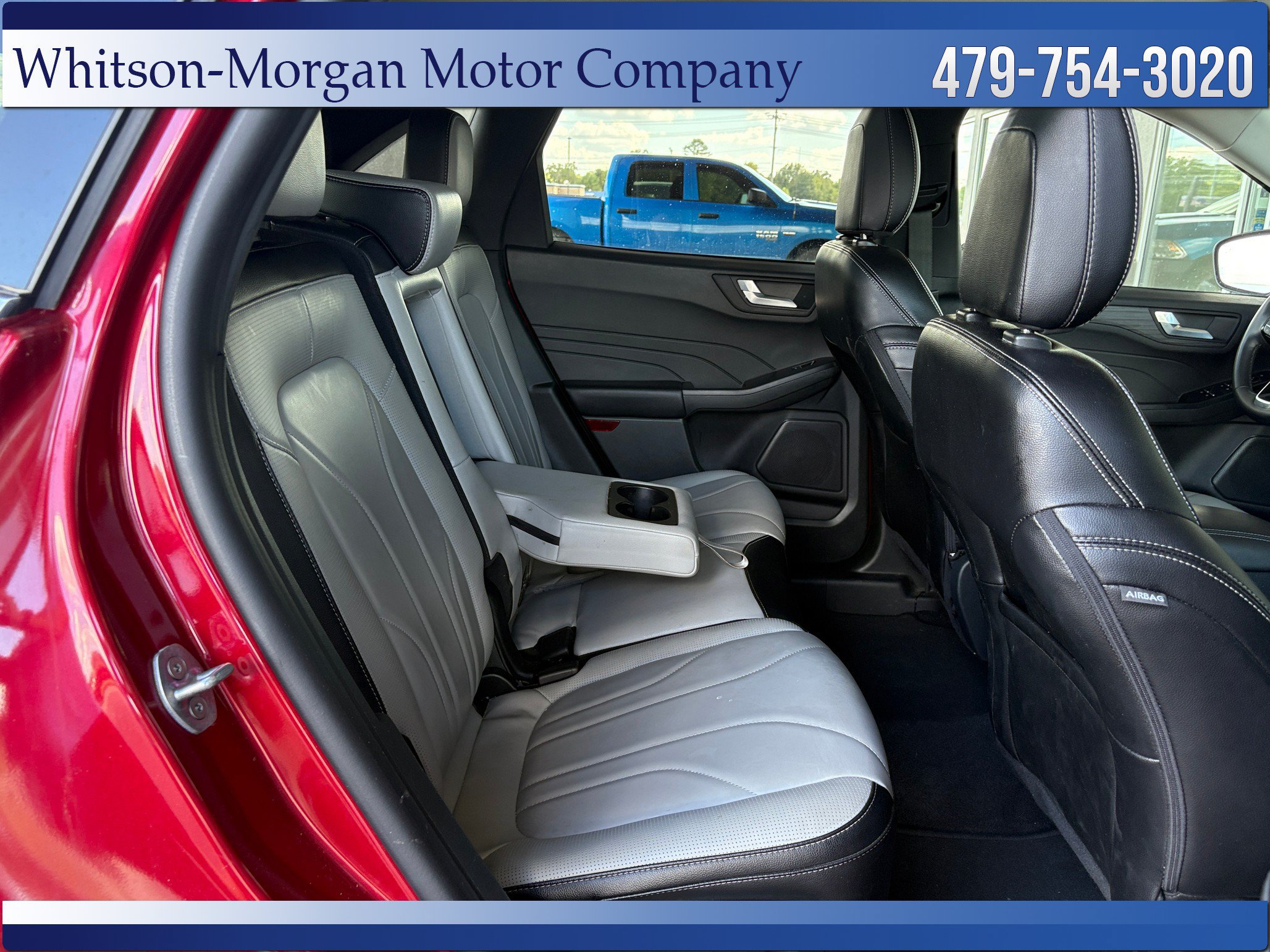 Used 2025 Ford Escape Platinum w/ Premium Technology Package AWD/4WD image 34