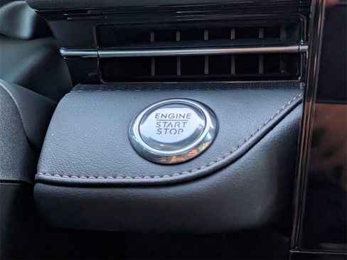 Used 2024 Lincoln Nautilus Premier w/ Equipment Group 102A image 26