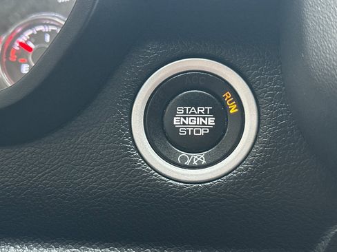 Used 2019 RAM 2500 Big Horn image 28