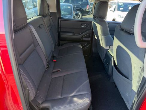 Certified 2022 Nissan Frontier SV image 20