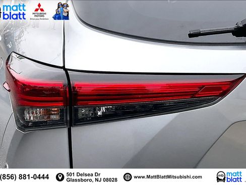 Used 2022 Toyota Highlander XLE image 31