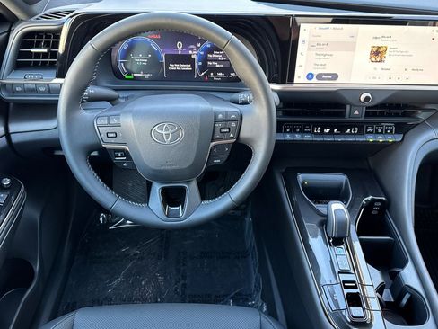 New 2026 Toyota Crown Nightshade image 13