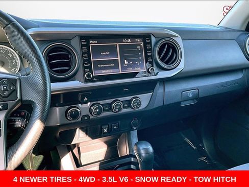 Used 2020 Toyota Tacoma SR5 image 10