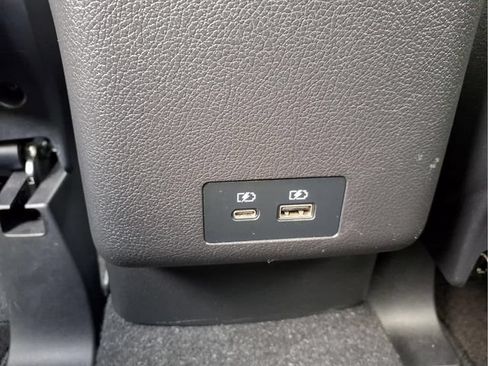 Used 2025 Mitsubishi Outlander Sport SE AWD/4WD image 15