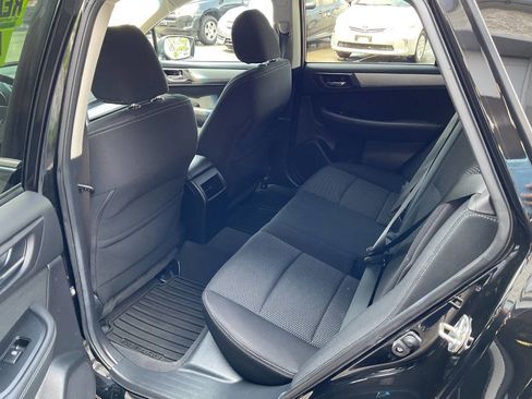 Used 2016 Subaru Outback 2.5i Premium AWD/4WD image 29