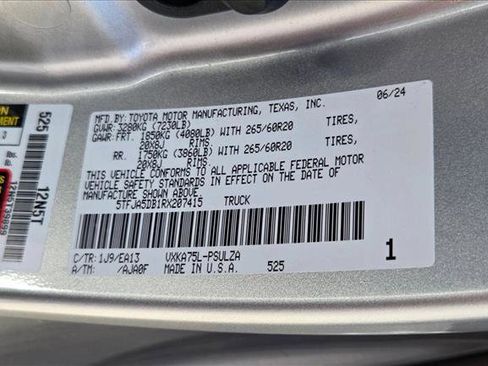 Used 2024 Toyota Tundra Limited image 23