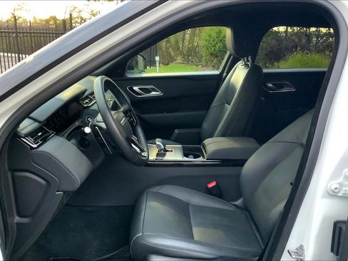 Used 2026 Land Rover Range Rover Velar Dynamic SE image 7