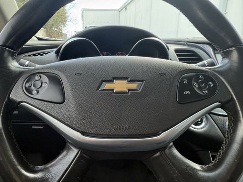 Used 2018 Chevrolet Impala LT image 17