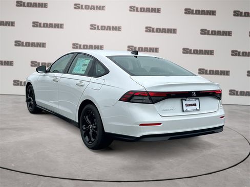 New 2025 Honda Accord SE image 3