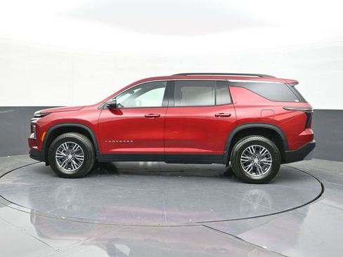 New 2026 Chevrolet Traverse LT image 9