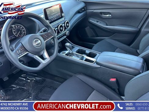 Used 2025 Nissan Sentra SV FWD image 10