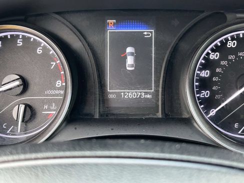 Used 2024 Toyota Camry SE FWD image 30