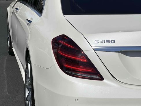 Used 2018 Mercedes-Benz S 450 Sedan image 50