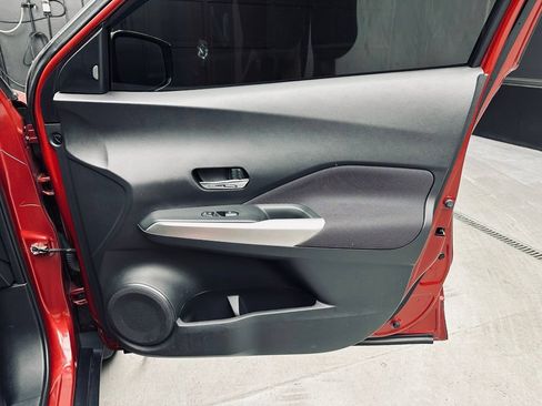 Used 2020 Nissan Kicks SV FWD image 40