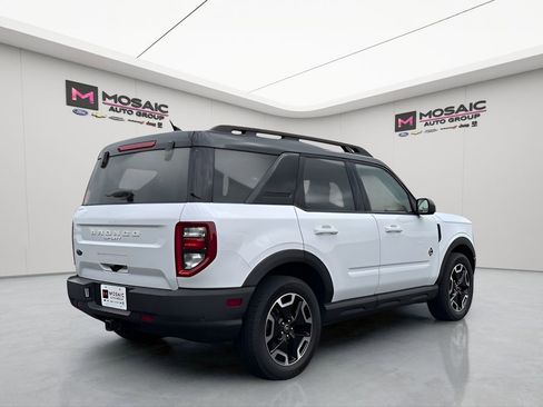 Used 2022 Ford Bronco Sport Outer Banks w/ Tech Package image 8