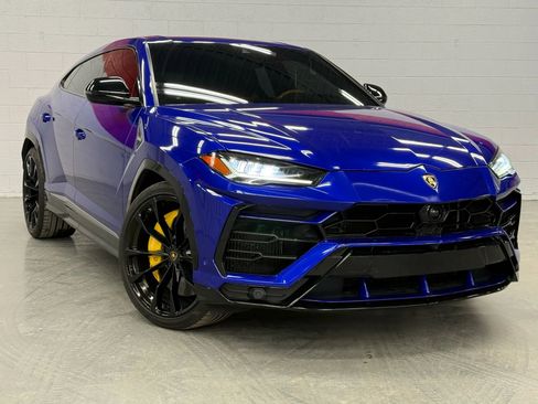 Used 2019 Lamborghini Urus image 25