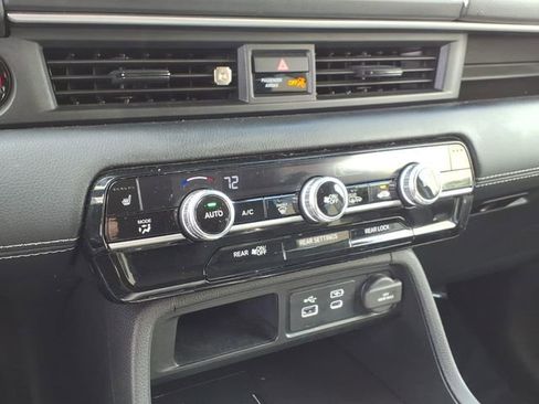 Certified 2025 Honda Pilot EX-L image 18