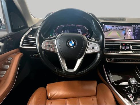 Used 2019 BMW X7 xDrive50i w/ Premium Package AWD/4WD image 5