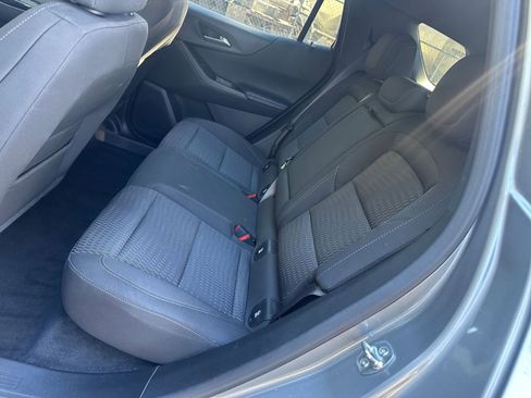 Used 2025 Chevrolet Equinox LT image 33