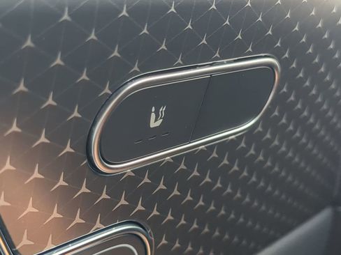 New 2025 Mercedes-Benz GLA 250 4MATIC image 11