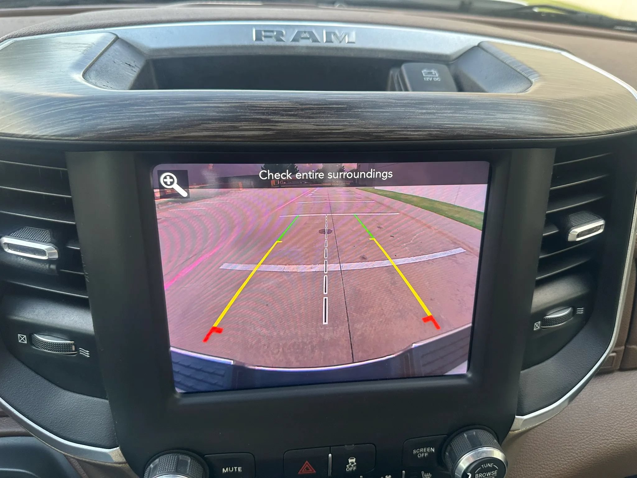 Used 2020 RAM 3500 Laramie AWD/4WD image 45