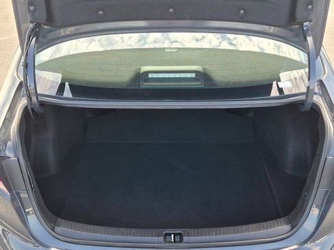 Used 2024 Toyota Corolla LE FWD image 10
